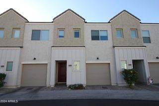 2215 W HARMONT Drive, Phoenix, AZ 85021