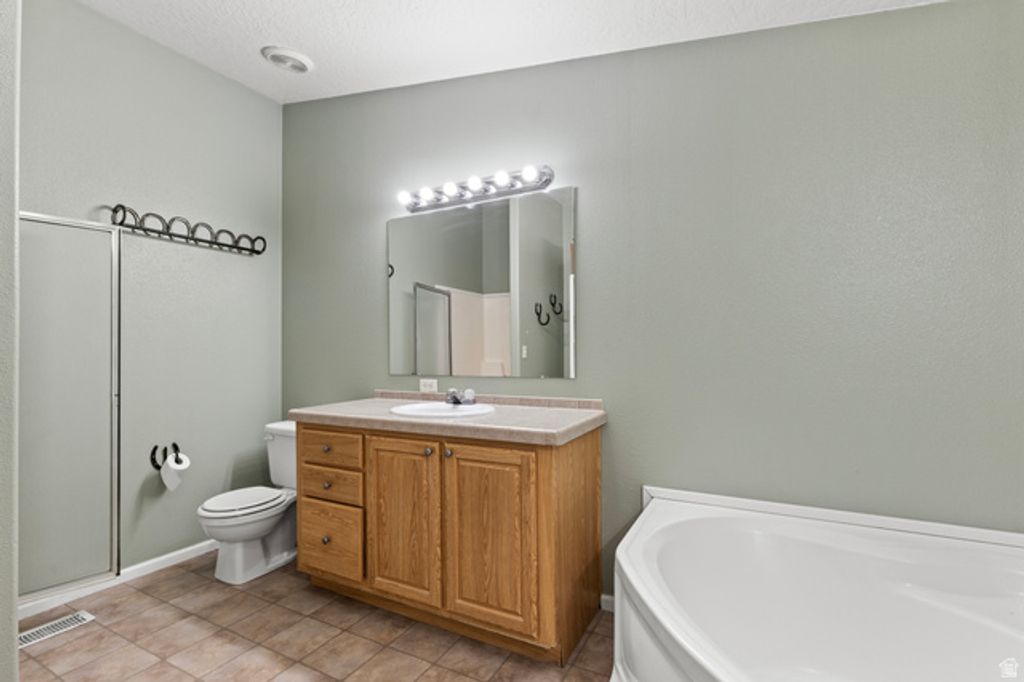 Image 12 of property listing at 958 S HIGHWAY 36, Weston, ID 83286