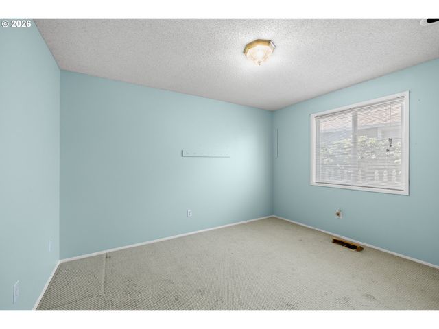 1811 Ne 149TH Ave, Portland, OR 97230