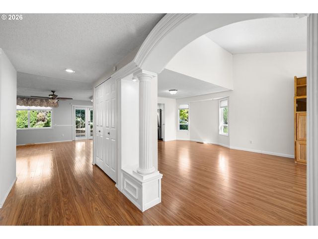 1811 Ne 149TH Ave, Portland, OR 97230