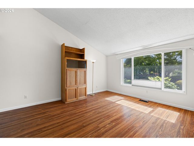1811 Ne 149TH Ave, Portland, OR 97230