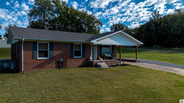 212 Piper Dr., Clinton, KY 42031