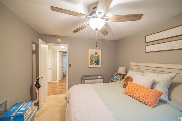 212 Piper Dr., Clinton, KY 42031