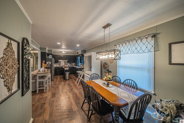 212 Piper Dr., Clinton, KY 42031