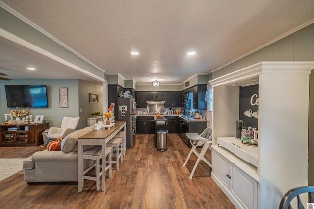 212 Piper Dr., Clinton, KY 42031