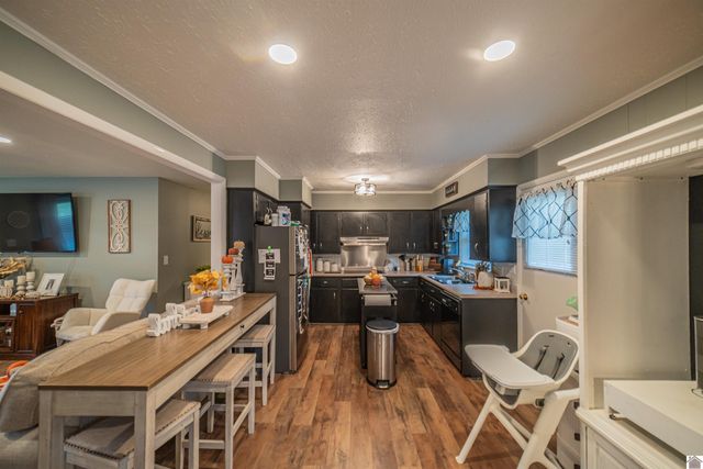 212 Piper Dr., Clinton, KY 42031