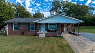 212 Piper Dr., Clinton, KY 42031