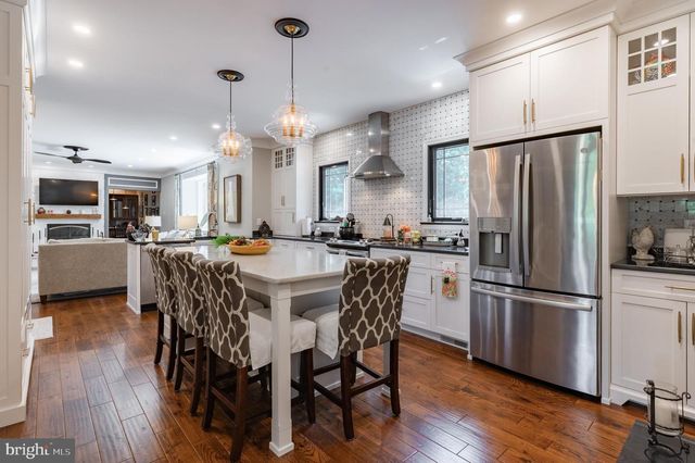 5765 N DEER RUN RD, Doylestown, PA 18902