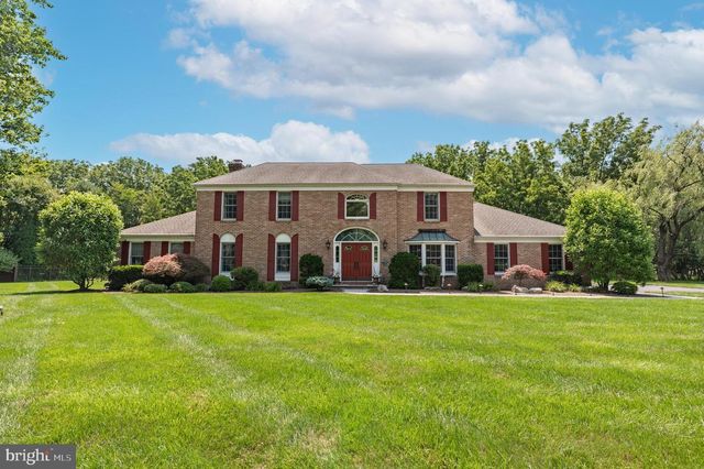 5765 N DEER RUN RD, Doylestown, PA 18902