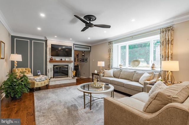 5765 N DEER RUN RD, Doylestown, PA 18902