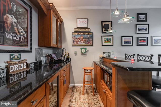 5765 N DEER RUN RD, Doylestown, PA 18902