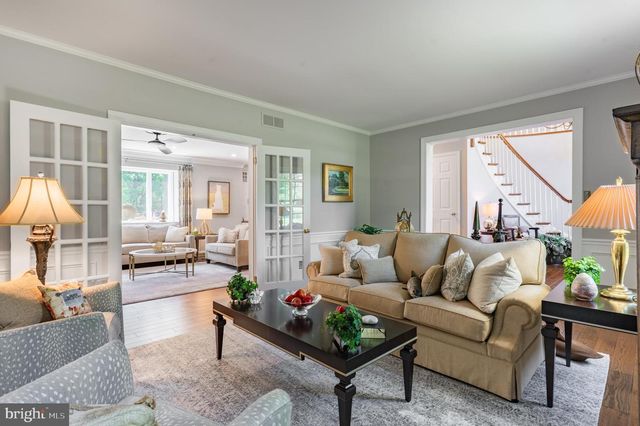 5765 N DEER RUN RD, Doylestown, PA 18902