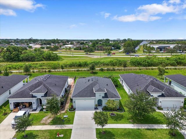 10814 SW Pacini Way, Port Saint Lucie, FL 34987