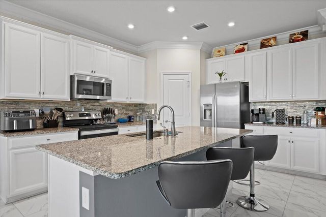 10814 SW Pacini Way, Port Saint Lucie, FL 34987