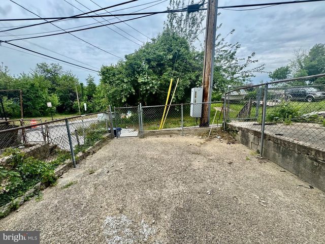 6 WHEELER AVE, Baltimore, MD 21223