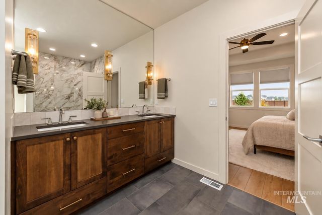 3276 N Fire Flower Ave, Star, ID 83669