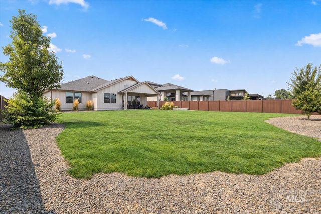 3276 N Fire Flower Ave, Star, ID 83669