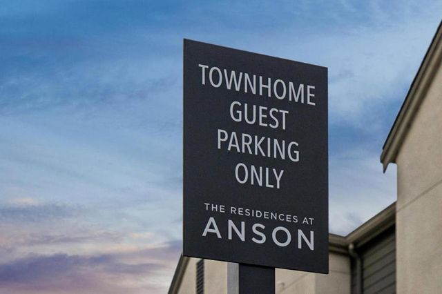 818 Anson Lane, Burlingame, CA 94010