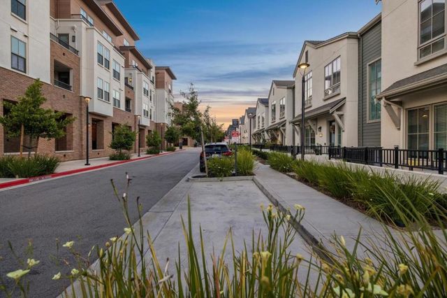 818 Anson Lane, Burlingame, CA 94010
