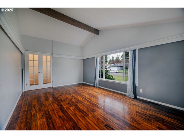 830 IRONWOOD Dr Se, Salem, OR 97306