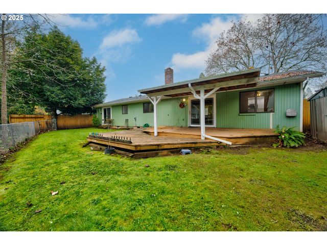 830 IRONWOOD Dr Se, Salem, OR 97306
