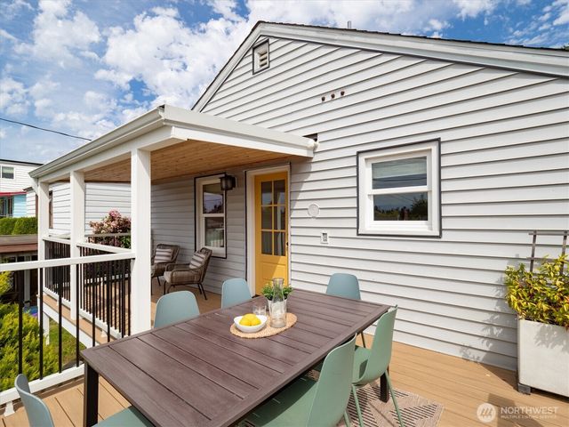 8311 19th Avenue NW, Seattle, WA 98117