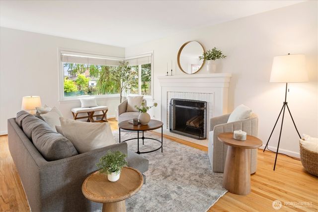 8311 19th Avenue NW, Seattle, WA 98117