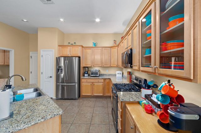 12304 N Lost Shadow Court, Marana, AZ 85658