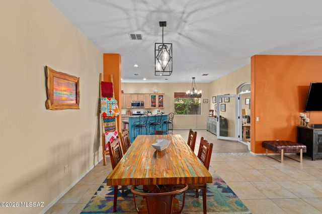 12304 N Lost Shadow Court, Marana, AZ 85658