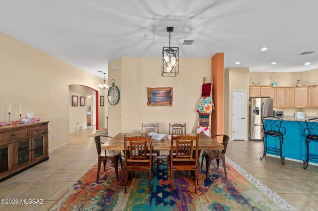 12304 N Lost Shadow Court, Marana, AZ 85658