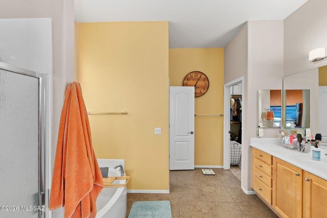 12304 N Lost Shadow Court, Marana, AZ 85658
