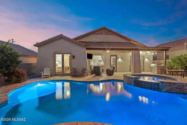 12304 N Lost Shadow Court, Marana, AZ 85658