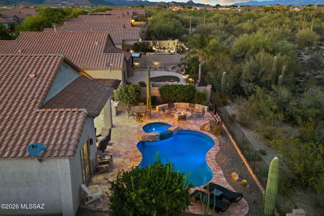 12304 N Lost Shadow Court, Marana, AZ 85658