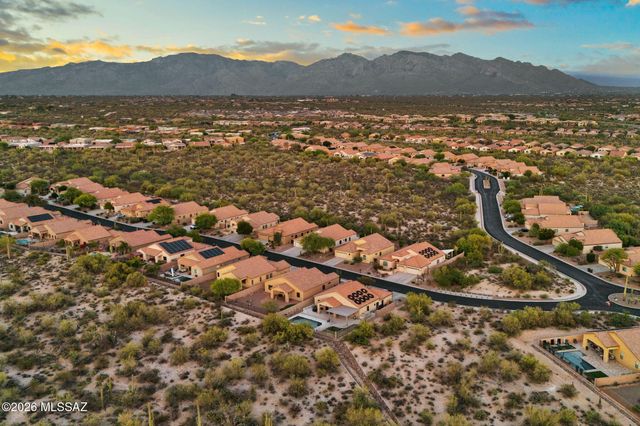 12304 N Lost Shadow Court, Marana, AZ 85658