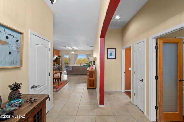 12304 N Lost Shadow Court, Marana, AZ 85658