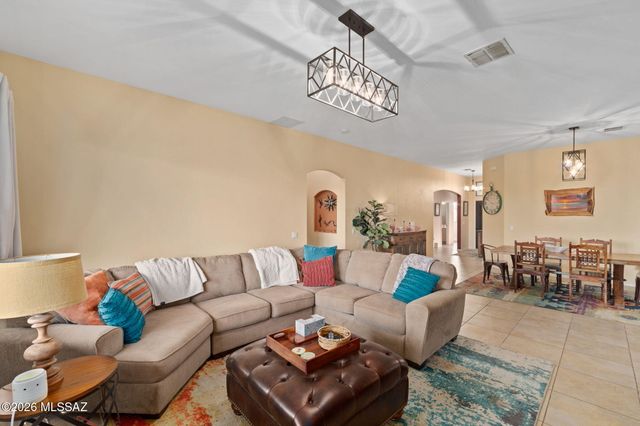 12304 N Lost Shadow Court, Marana, AZ 85658