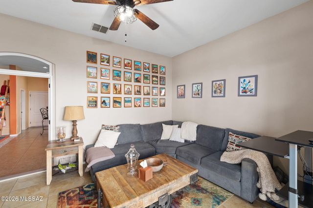 12304 N Lost Shadow Court, Marana, AZ 85658