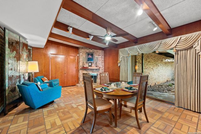 7142 Oakridge, San Antonio, TX 78229