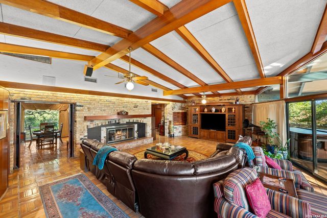 7142 Oakridge, San Antonio, TX 78229