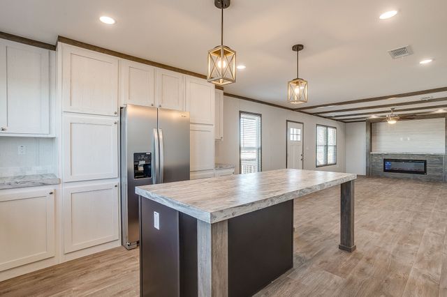 41 Kenzi Drive, Mineral Wells, TX 76067