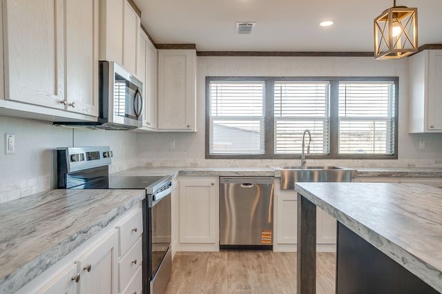 41 Kenzi Drive, Mineral Wells, TX 76067