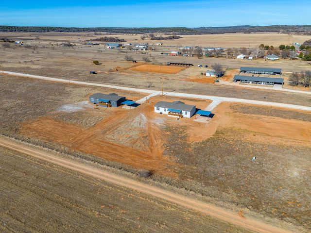 41 Kenzi Drive, Mineral Wells, TX 76067