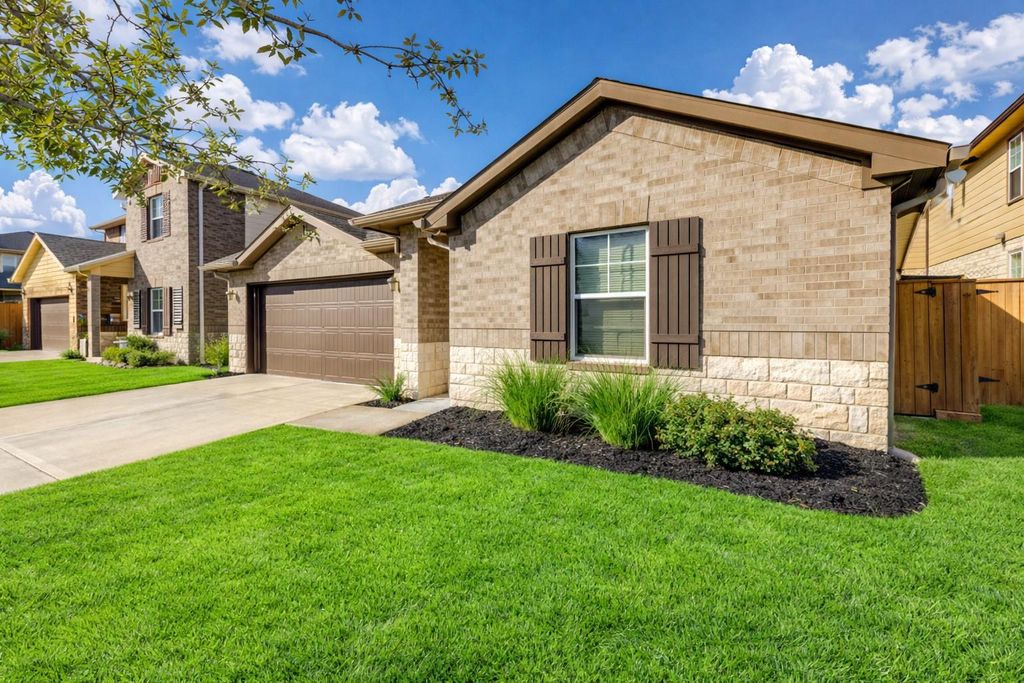 1207 Cascade Hills Drive, Rosharon, TX 77583