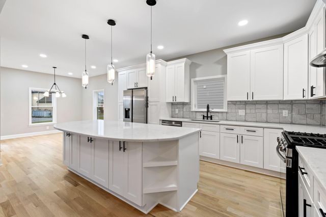 3611 Kassidy Drive, Grove City, OH 43123