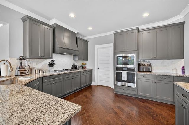 2112 Meadowood Cove, Monroe, GA 30655