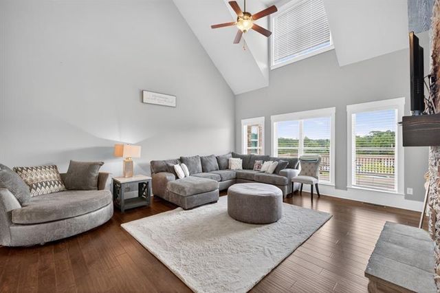 2112 Meadowood Cove, Monroe, GA 30655