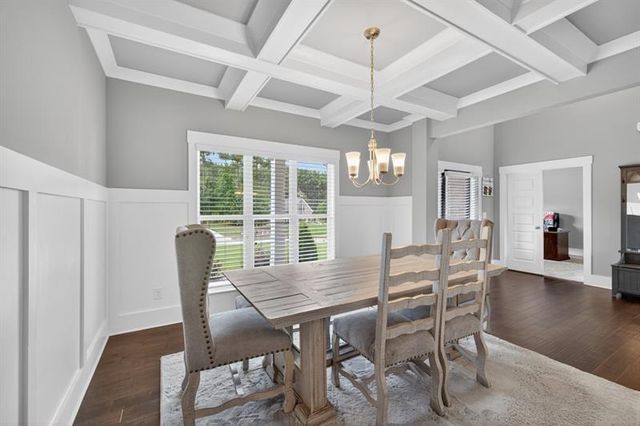 2112 Meadowood Cove, Monroe, GA 30655