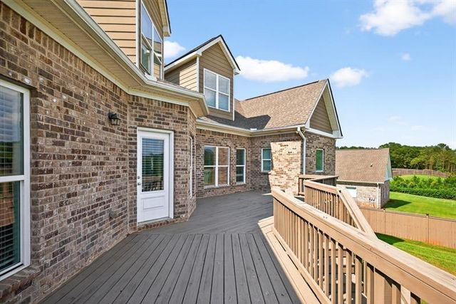 2112 Meadowood Cove, Monroe, GA 30655