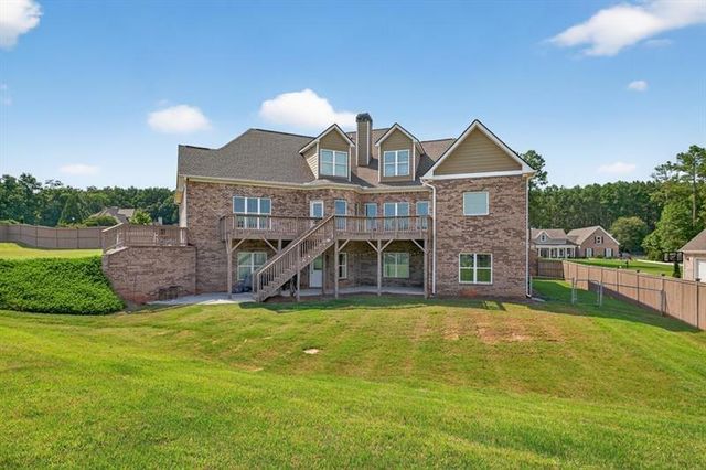 2112 Meadowood Cove, Monroe, GA 30655