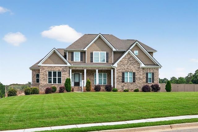 2112 Meadowood Cove, Monroe, GA 30655